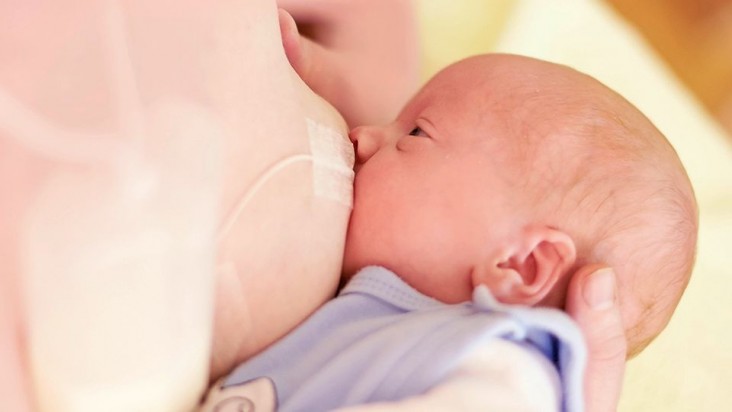 medela-advice-breastfeeding-special-needs-baby.jpg.2015-11-10-08-50-31